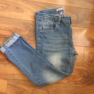 Effortless Style Women's Relaxed Denim Jeans